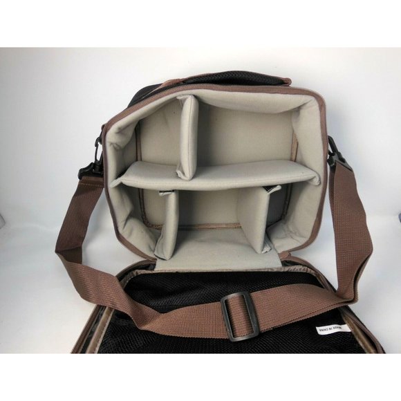 Padded Brown field bag Ducks unlimited with Dividers and Shoulder Strap - Picture 6 of 8